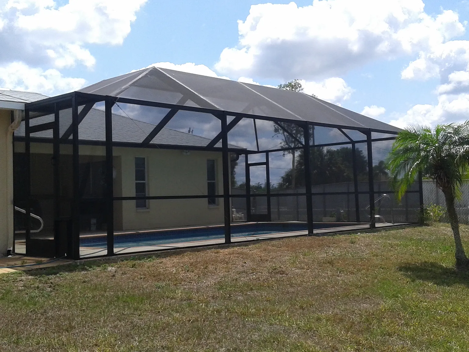 3 bed, 1700 sqft, $2,100 — Photo 3