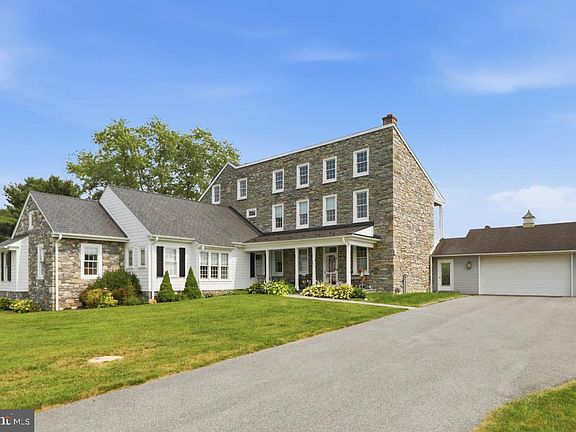 5th image of 462 Weidler Ln