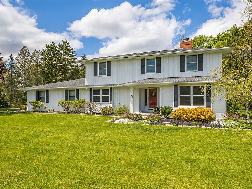 1st image of 190 Drumlin View Dr