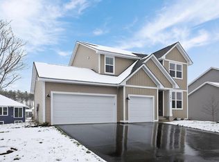 1412 Bluff Border Rd, New Richmond, WI 54017