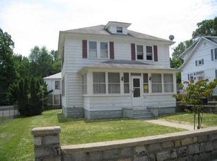 363 Dunlap St, Woonsocket, RI 02895