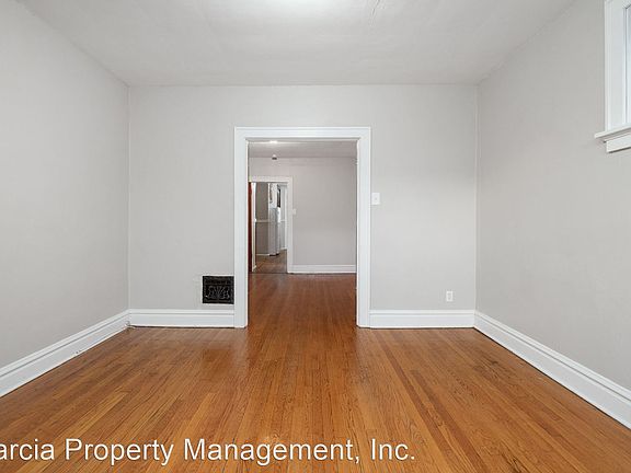 4th image of 4243 Ellenwood Ave
