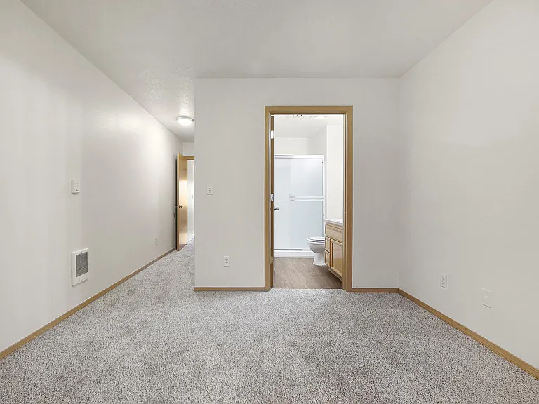Andrea Place Apartments — Photo 21