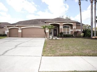 802 Sand Ridge Dr, Valrico, FL 33594