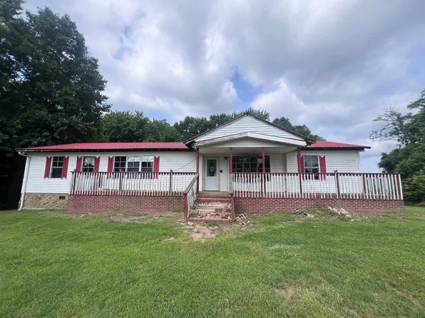 1311 Old Union Rd, Hilham, TN 38568