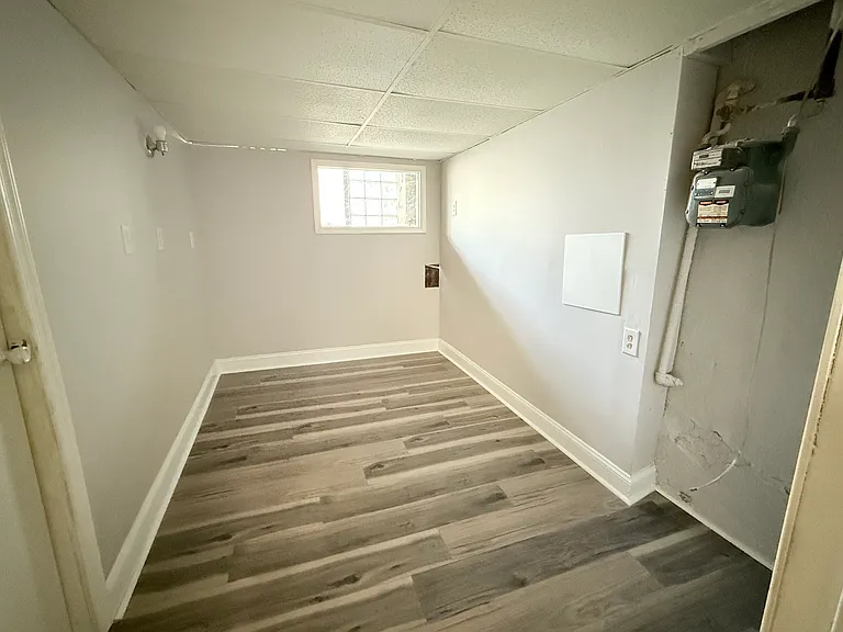 736 W Nedro Ave — Photo 23