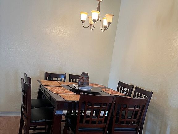 5th image of 9291 Pleasant Hurst Ct