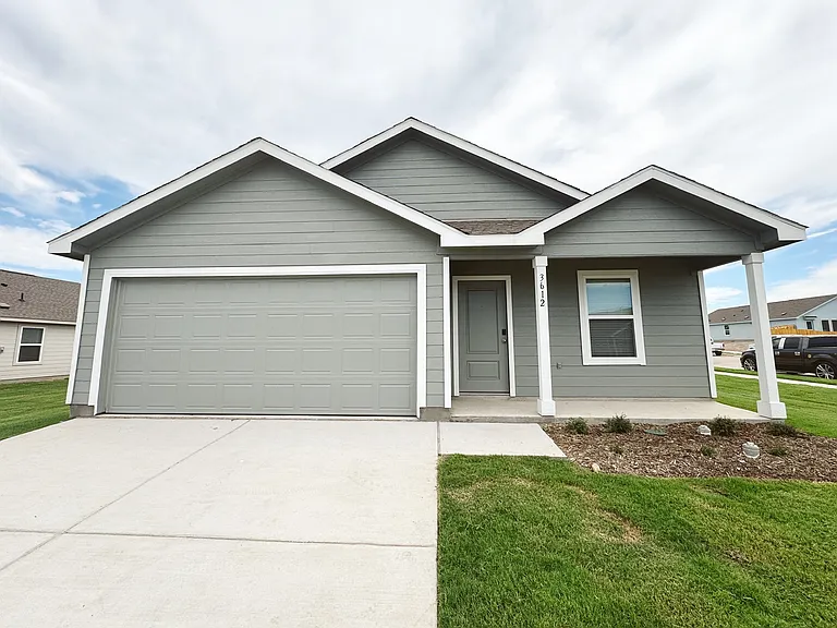 3612 Chambray Dr — Photo 5