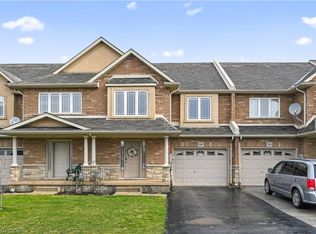 300 Pinehill Dr, Hamilton, ON L0R1P0