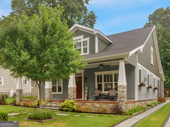 493 Walnut St, Hapeville, GA 30354