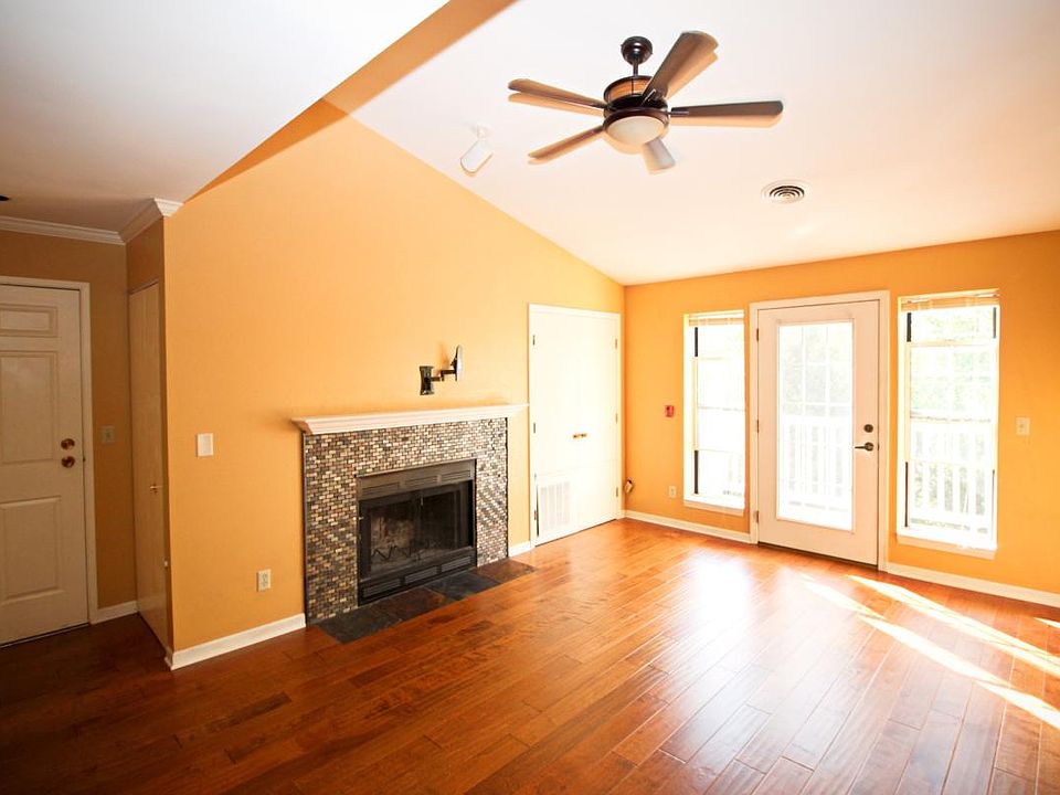 1st image of 801 Harbor House Dr Unit 5