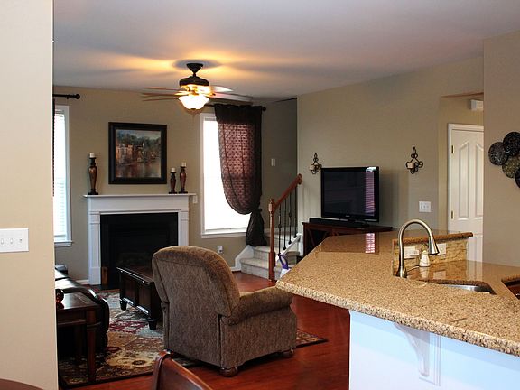 Open floor plan great room 2