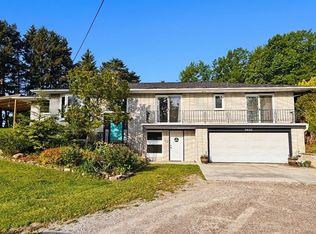 3835 N Graham Rd, Freeland, MI 48623