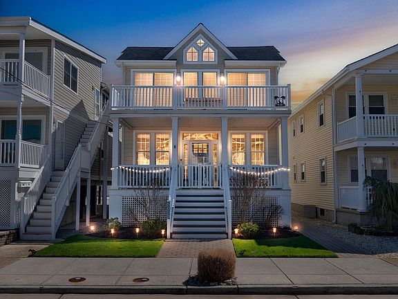 3rd image of 5033 Asbury Ave #A