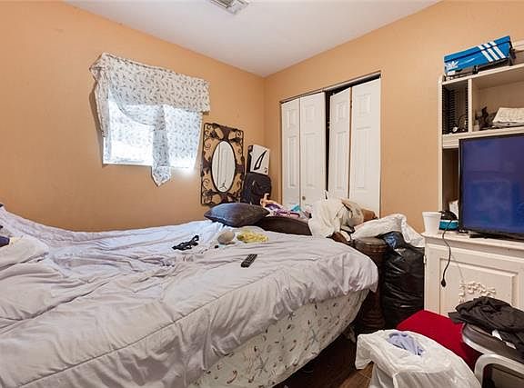 5th image of 3012 Lakewood Dr