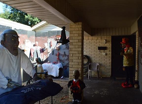 4th image of 311 Juanita Ave