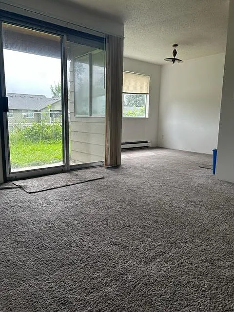 2 bed, 750 sqft, $1,700 — Photo 3