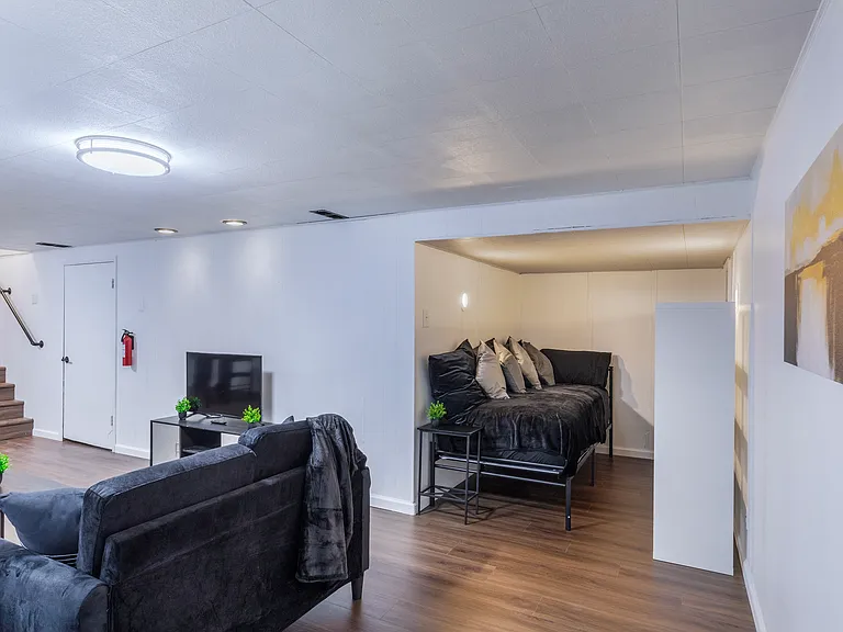 6042 Hancock Ave — Photo 28