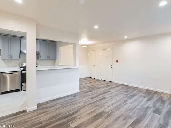 Family room, dining room & kitchen