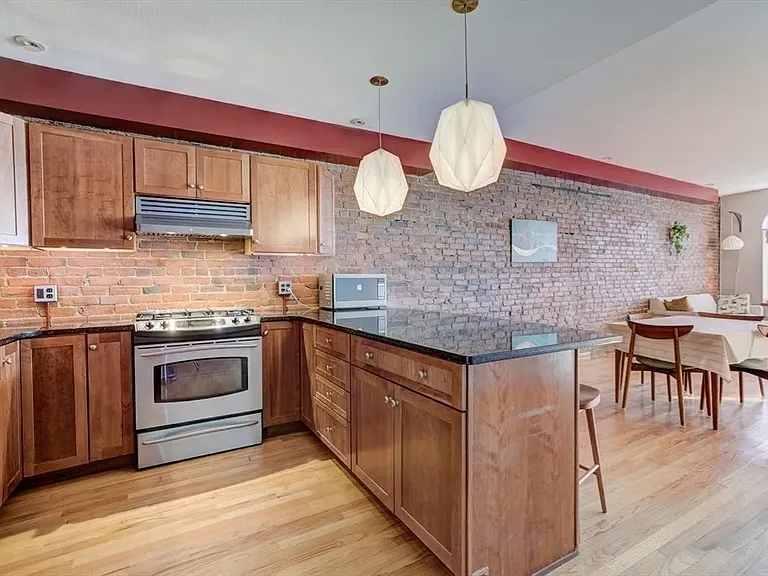 231 Main St #3 — Photo 15