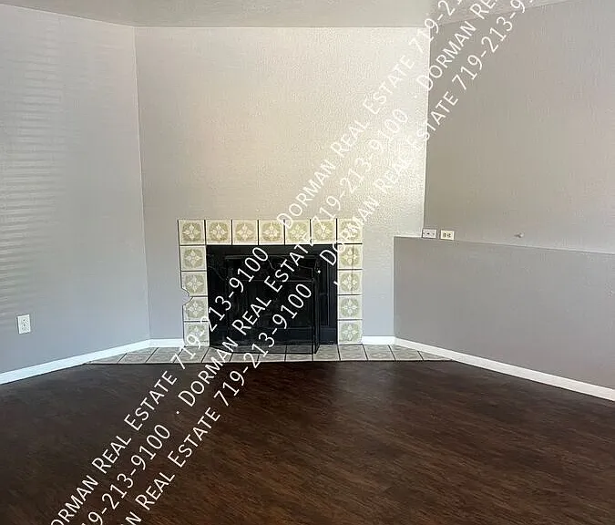 5530 Bowden Loop #D — Photo 3