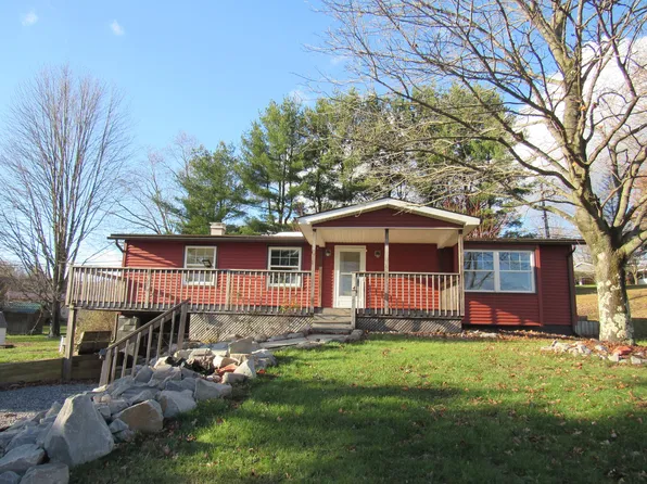 205 Freedom Rd, Du Bois, PA 15801