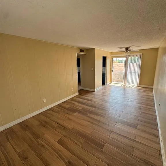 1505 W Nolana Ave #D — Photo 2