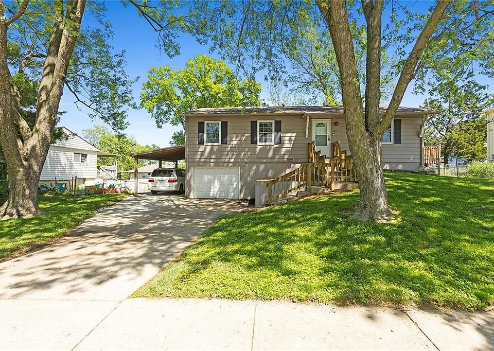 1st image of 101 N 80th Pl