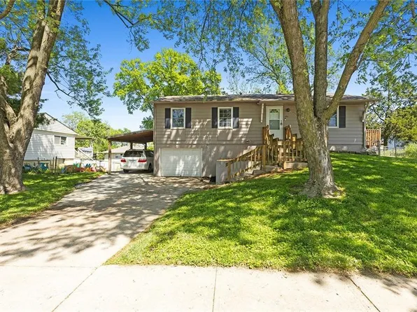 101 N 80th Pl, Kansas City, KS 66111