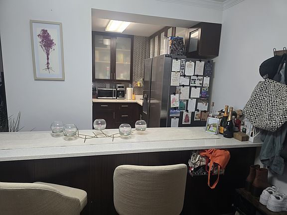 4th image of 322 W 57th St APT 18V