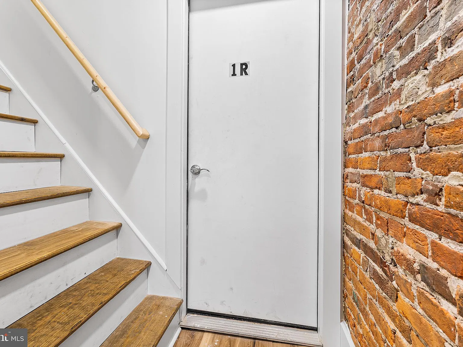 Studio, 1.0 bath, 1551 sqft, $1,499 — Photo 2
