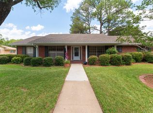422 Magnolia St, Denton, TX 76201