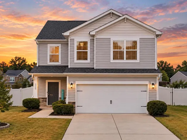 3520 Massey Ridge Ct, Raleigh, NC 27616
