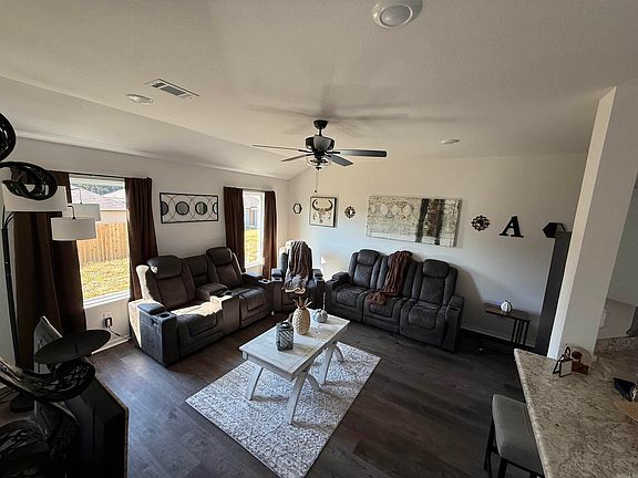 2nd image of 6041 Croft Ave