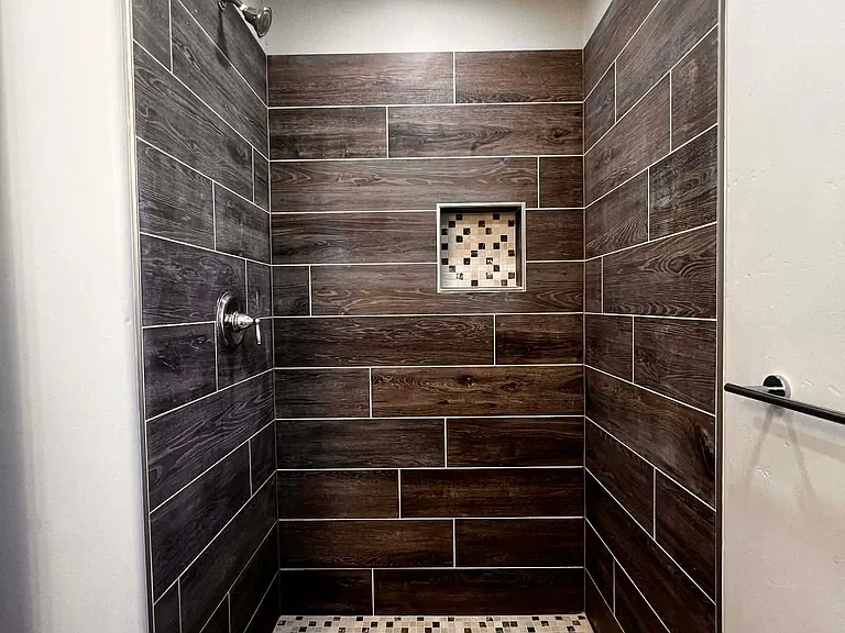 396 Riverfront Dr — Photo 22