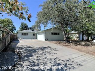 2176 Oxford Rd, Redding, CA 96002