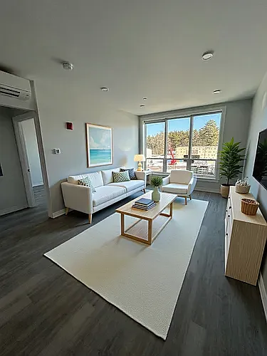 Residences at Sharon Gallery — Photo 63