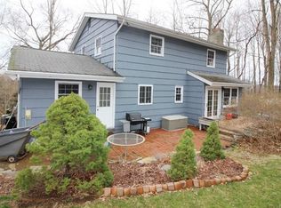 386 Kennicut Hill Rd, Mahopac, NY 10541