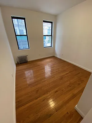 Rented by GreenVill Real Estate LLC | media 54