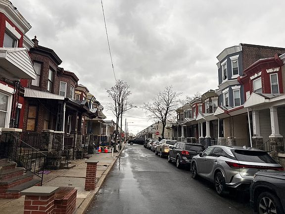 4th image of 2845 N Bailey St