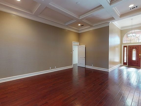 5th image of 5806 Highland Blvd