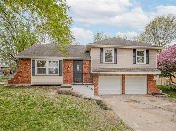 1909 Karlton Way, Excelsior Springs, MO 64024