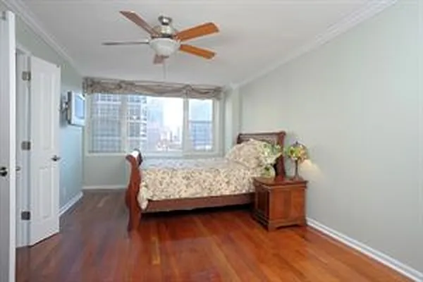 Sold by Douglas Elliman | media 18