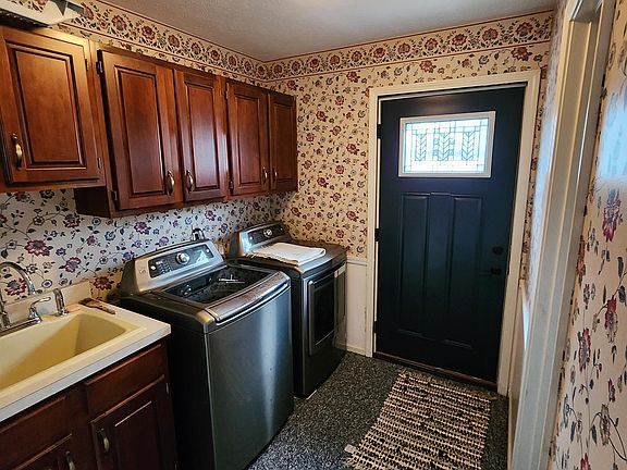 4th image of 18850 Diamond Pointe Ct