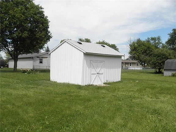 4th image of 2185 W State Route 234