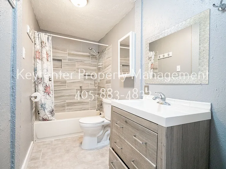 338 SE 41st St — Photo 7