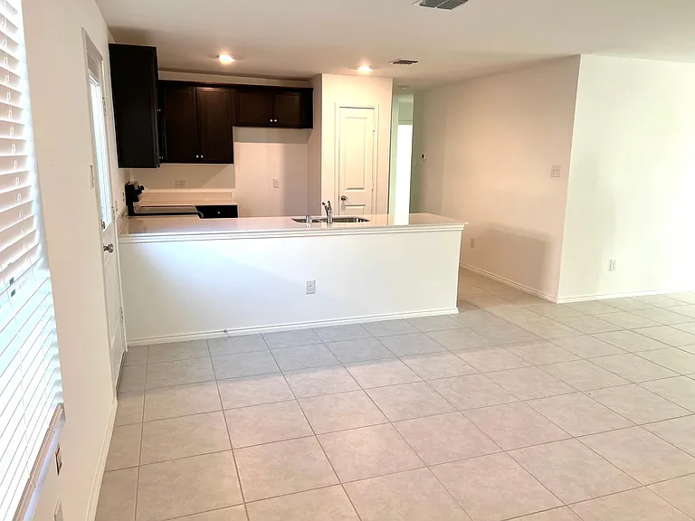 5836 Timber Point Dr — Photo 7