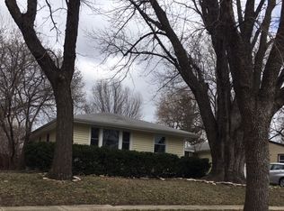 2512 Church Cir, Manhattan, KS 66502