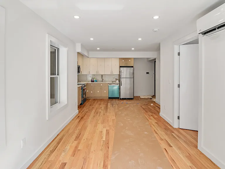 274 Malcolm X Blvd #1R — Photo 5