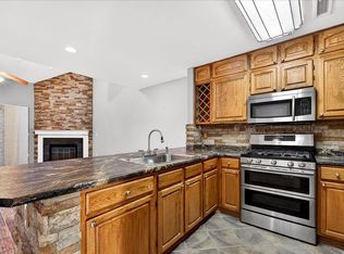 166 River Breeze Dr, Charleston, SC 29407
